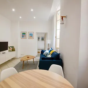 Old Town Apartment Antibes